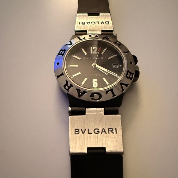 Bulgari Men's Watch - See Details - Picture 4 of 9